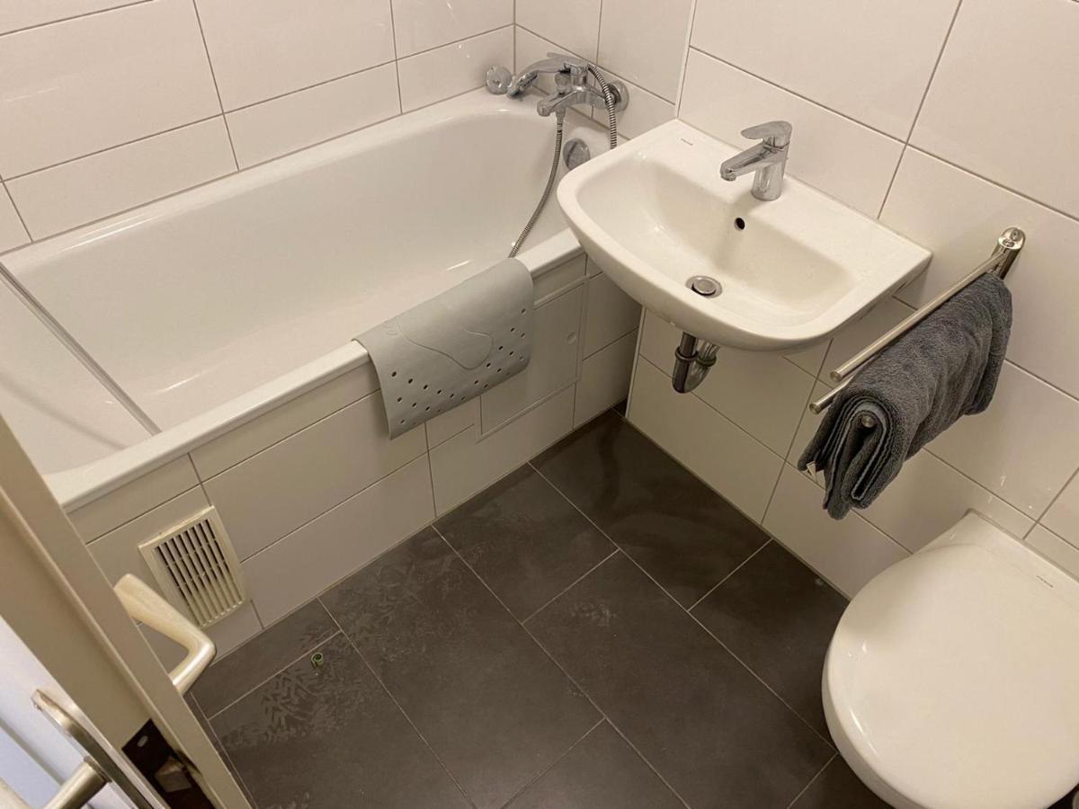 interaktiv . Appartements in Ratingen Exteriör bild